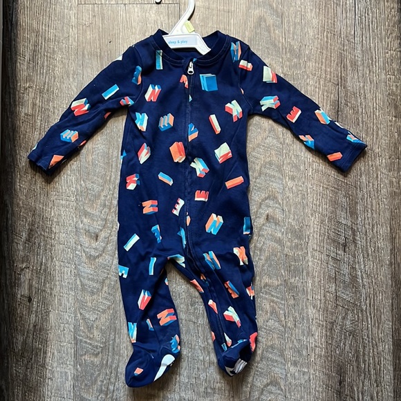 Clothes - Picture 2 of 2